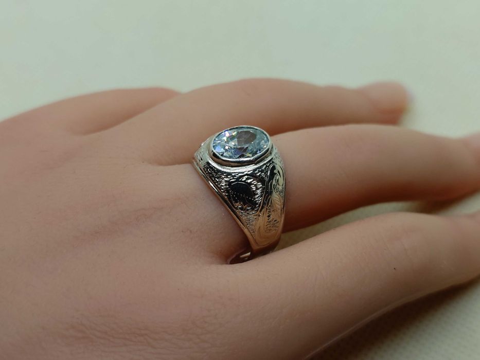 Inel din argint cu goshenit natural