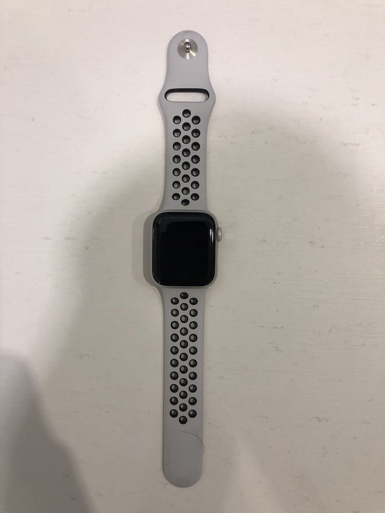 Apple Watch Series 6 x Nike 40mm