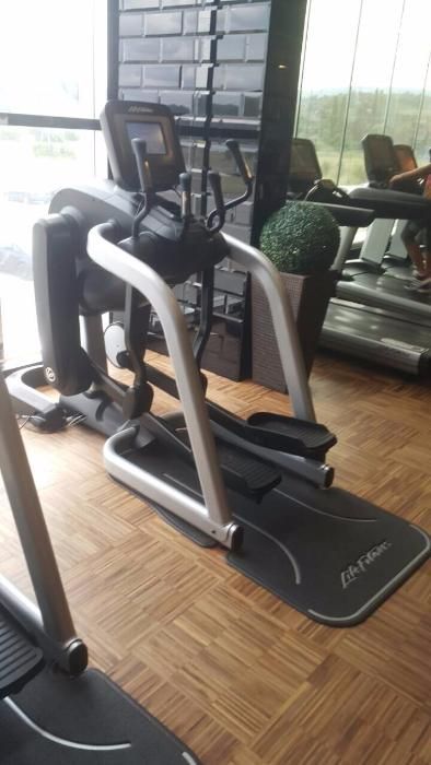 Life Fitness 95FS – Кростренажор с променлива геометрия