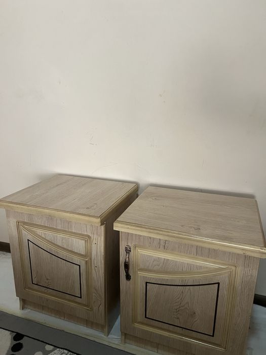 1000$ mebel yarim narxiga sotiladi