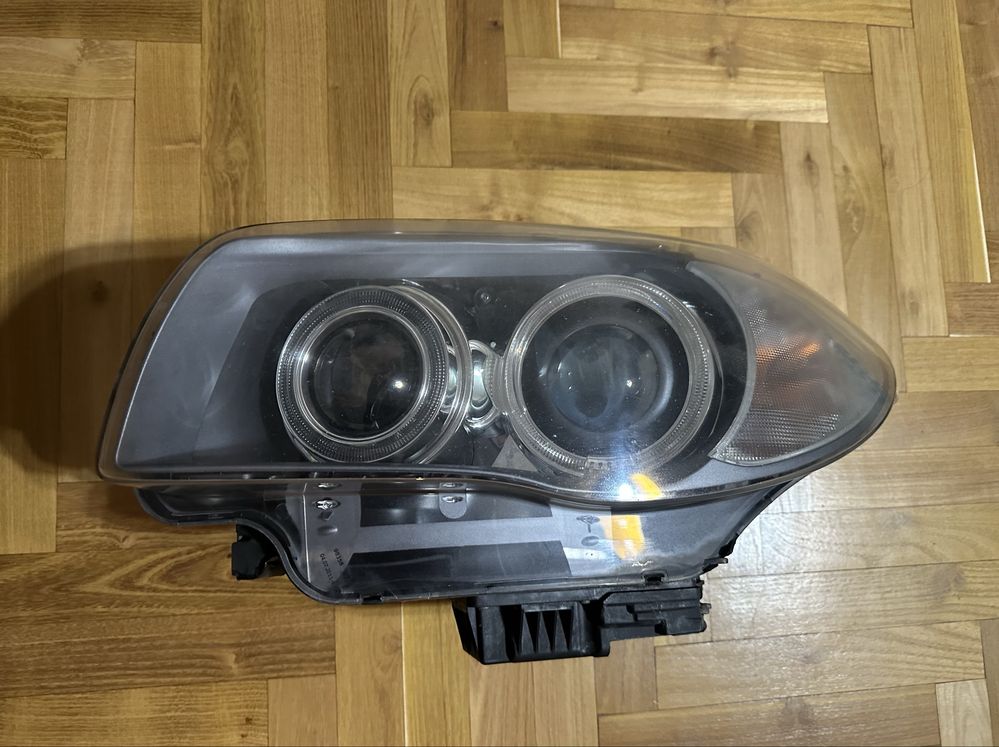 Far stanga BMW seria 1 E87 E88 2008-2011 bi xenon