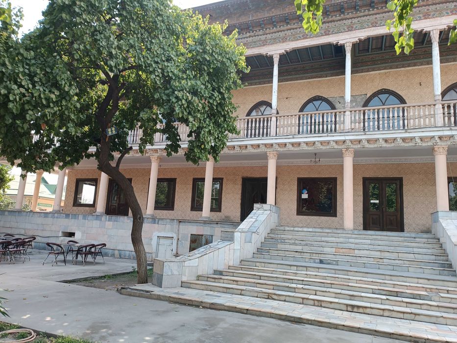 Noturar bino sotiladi yoki ijaraga beriladi