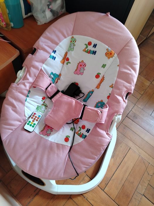 Vând leagăn electric nou la cutie