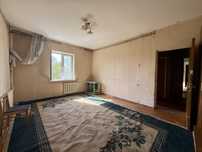 Срочно продам 1 ком 4 этаж Юнусабад 16 новый лифт