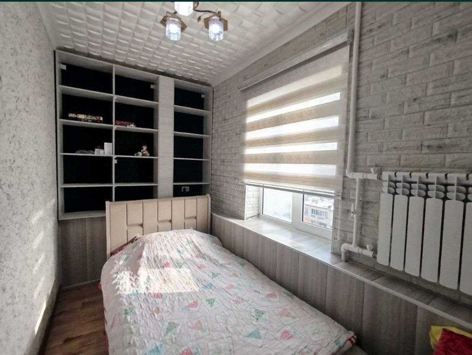 Продаётся 2х комнатная квартира с лифтом 8-этаж Адрес Микрорайон Арка!