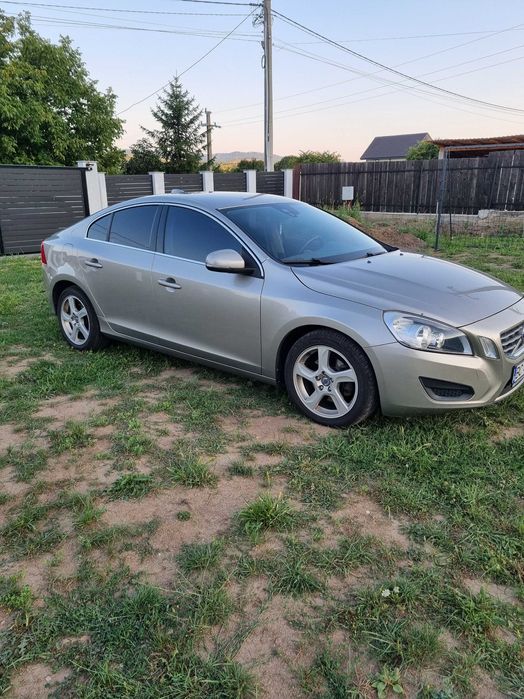 Vand Volvo S60 iulie 2011