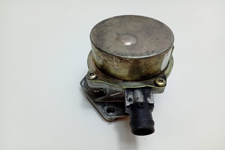 Pompa vacuum 1.5 dci Dacia Logan prima generatie seria