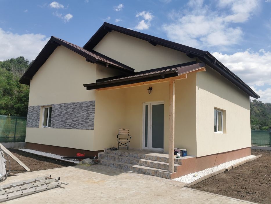 Casa de vanzare in Săpoca!
