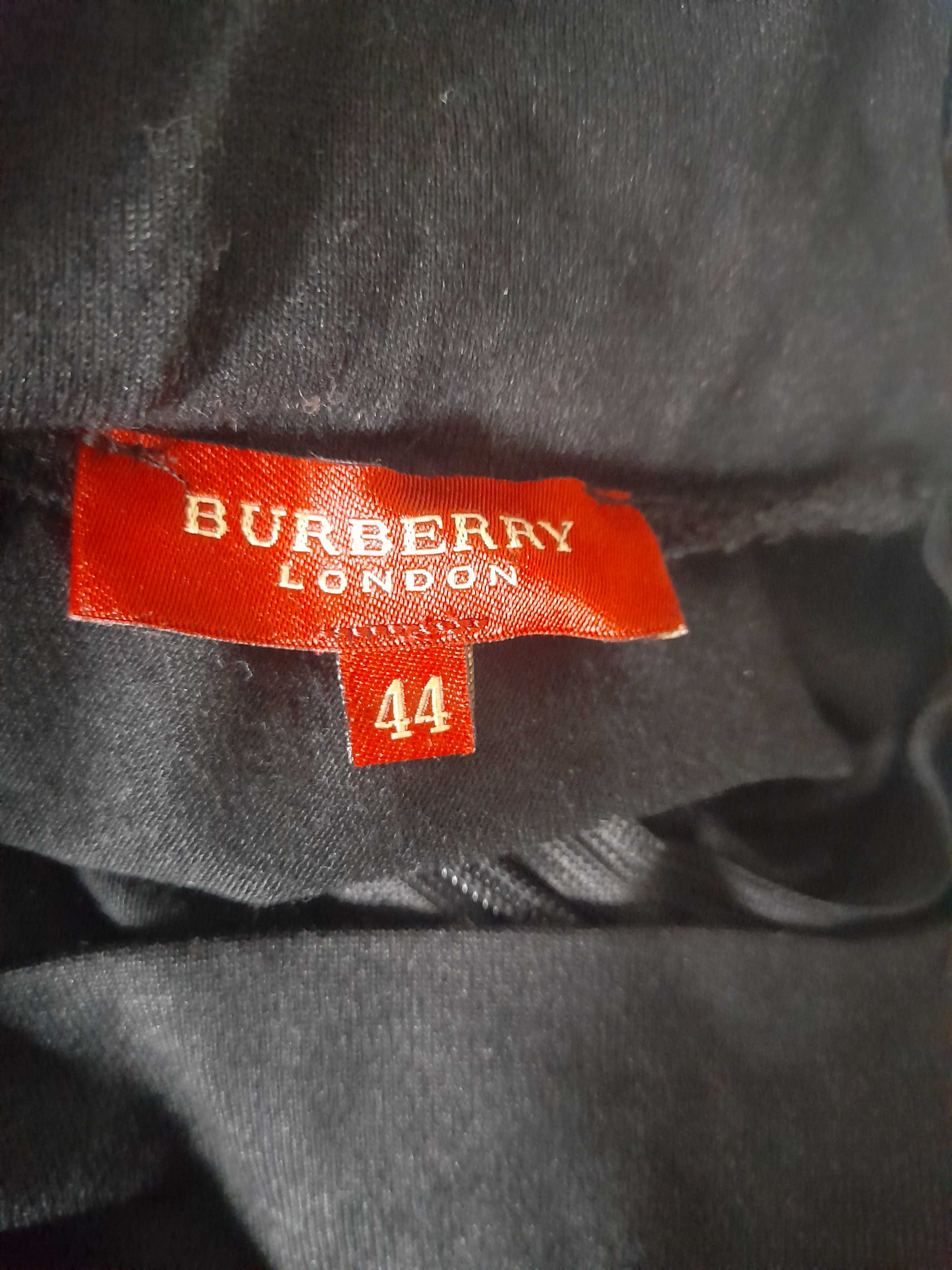 Maleta Burberry cu lana,m, 150 lei