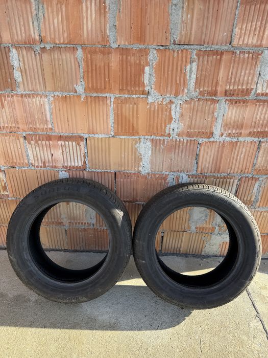 Vand caucicuri,marimea 205/55R16 pretul este negociabil