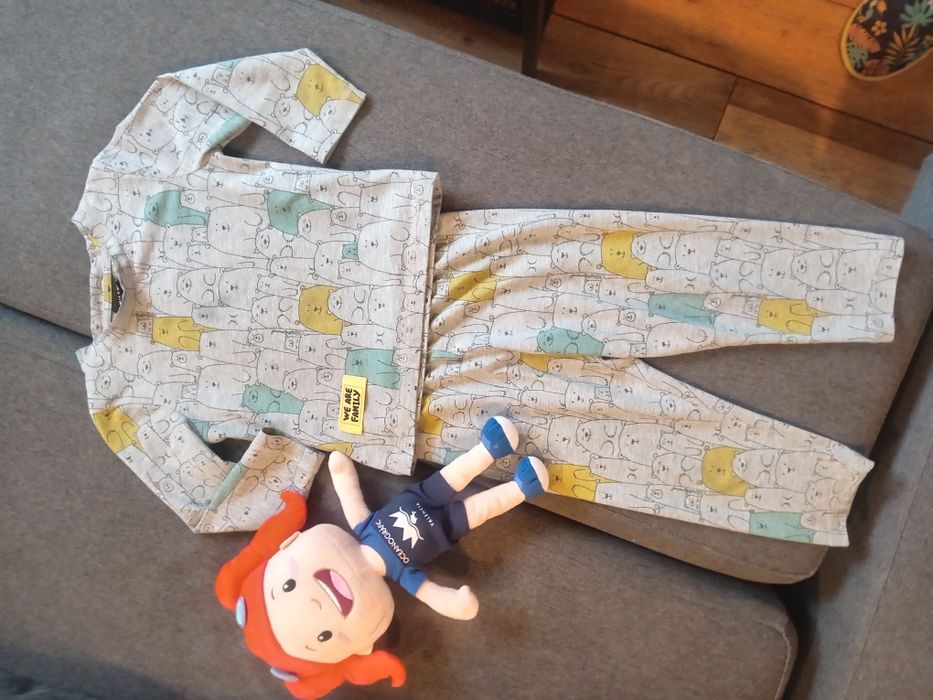 Пижама от две части, 1/2 г размер, клинове и сет с  пачка