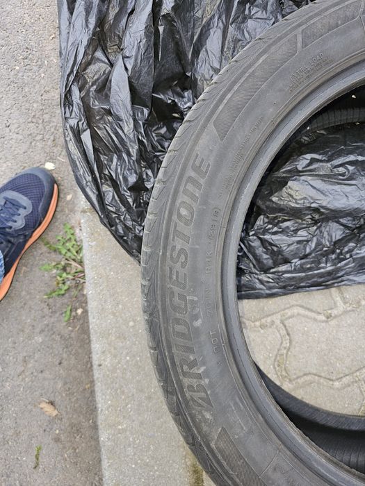 Продавам летни гуми Bridgestone 225/50r18