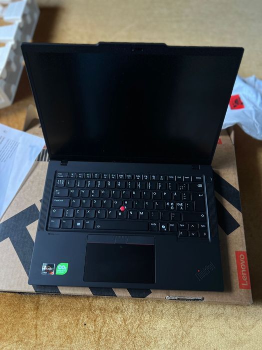 Laptop Lenovo ThinkPad T14 Gen 5 SSD 2025 ~ NOU ~