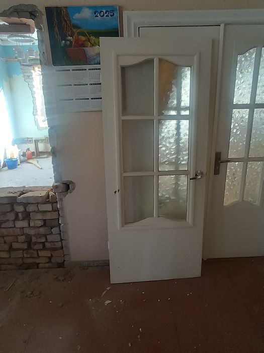 Продается б/у рамы двери в хорошем состоянии