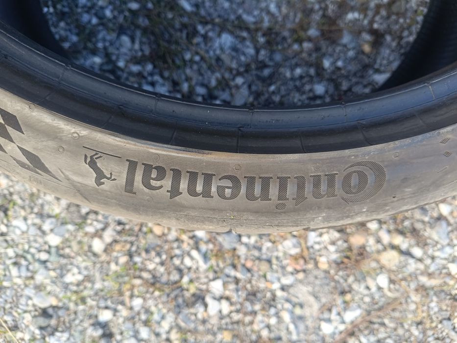 Continental Sport Contact 7 235/35/19