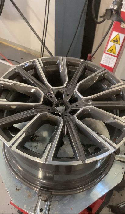 Vopsit jante auto, reconditionat jante, indreptat jante, diamond cut