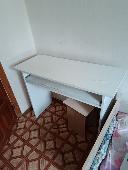 Стол 100*40 за 5000 тенге