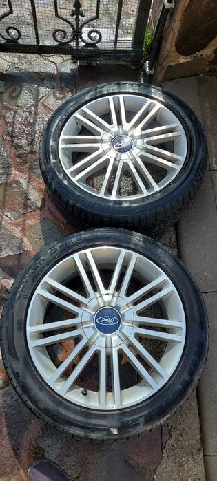 Vând 4 jante pe 17"  Ford