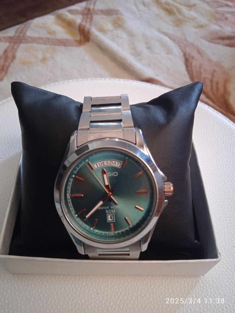 Часы наручные casio