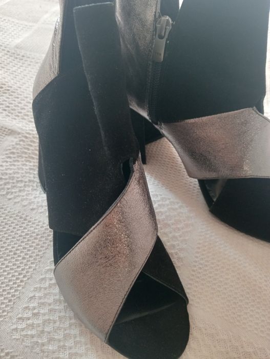 Продам ботильоны