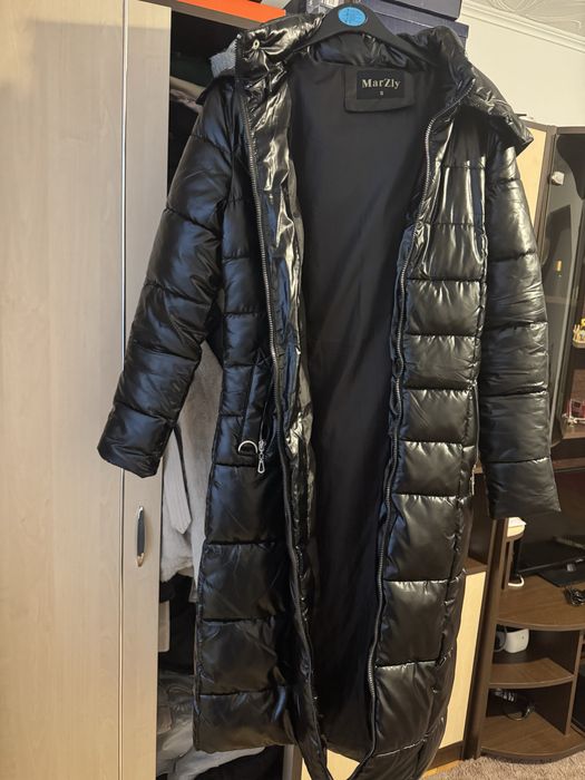 Vand geaca de dama fas lucios cu gluga marimea S