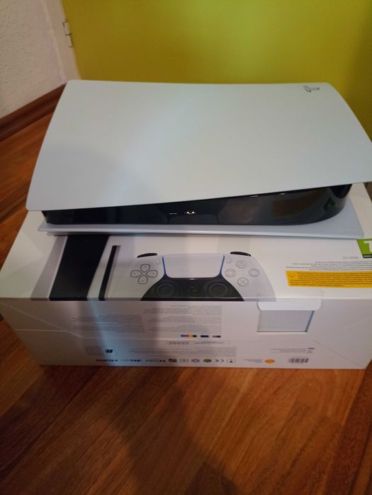 Sony PS5 PlayStation 5 Disc Edition 825GB (CFI-1216A)