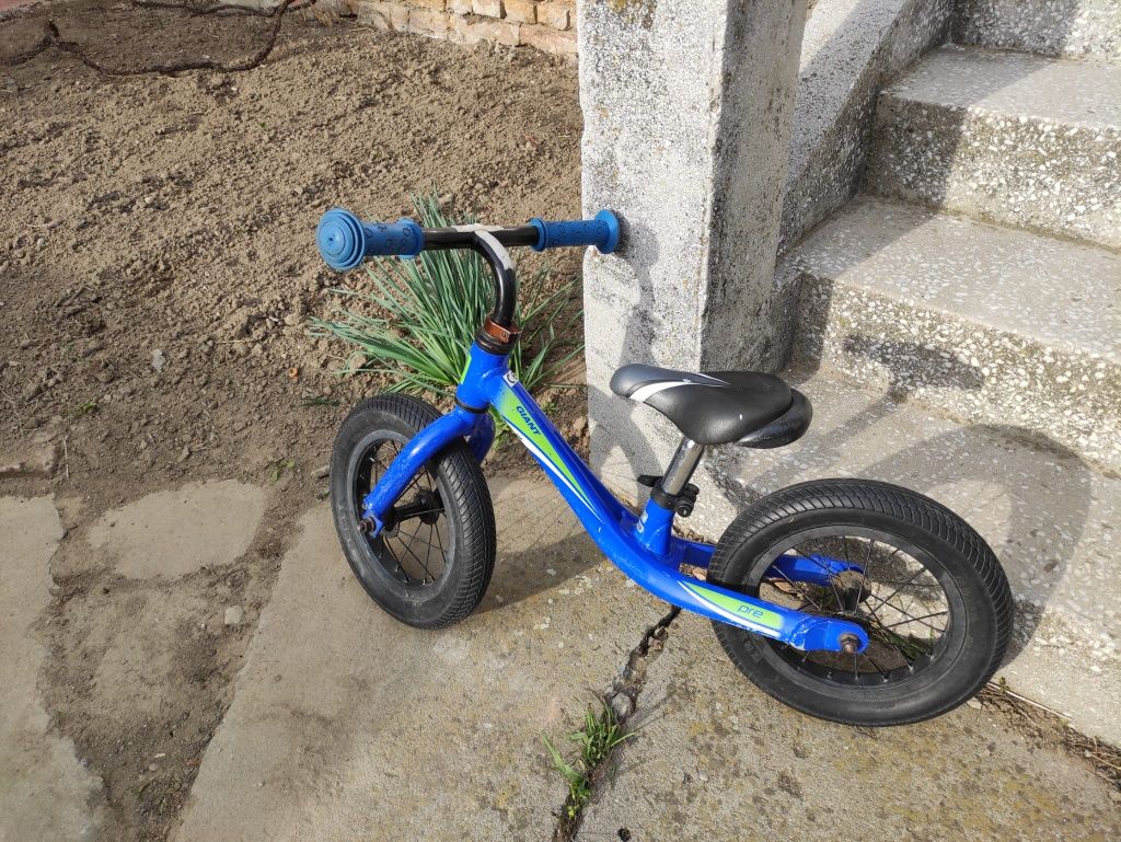 Bicicletă fără pedale GIANT PRE 12 inch