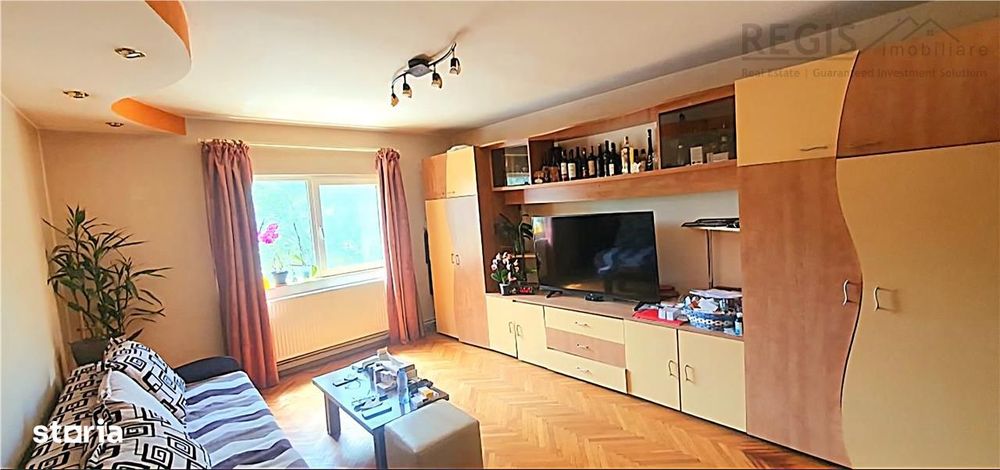 Apartament 4 camere, decomandat, zona Faget