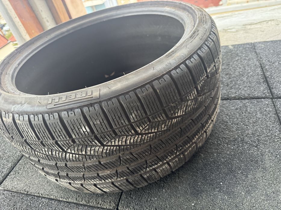 Pirelli  285/30/19 една гума