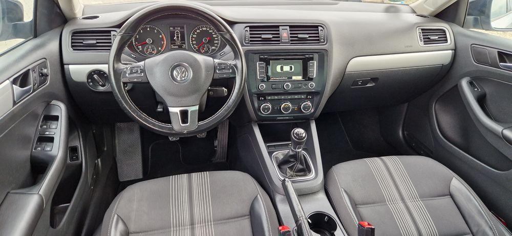 Vand Vw Jetta 1.4TSI 2013 Model MATCH Euro5 RATE Import Germania