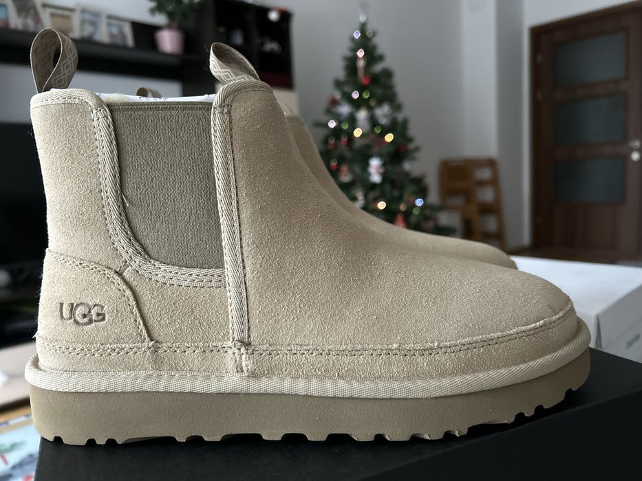 Велучени боти UGG