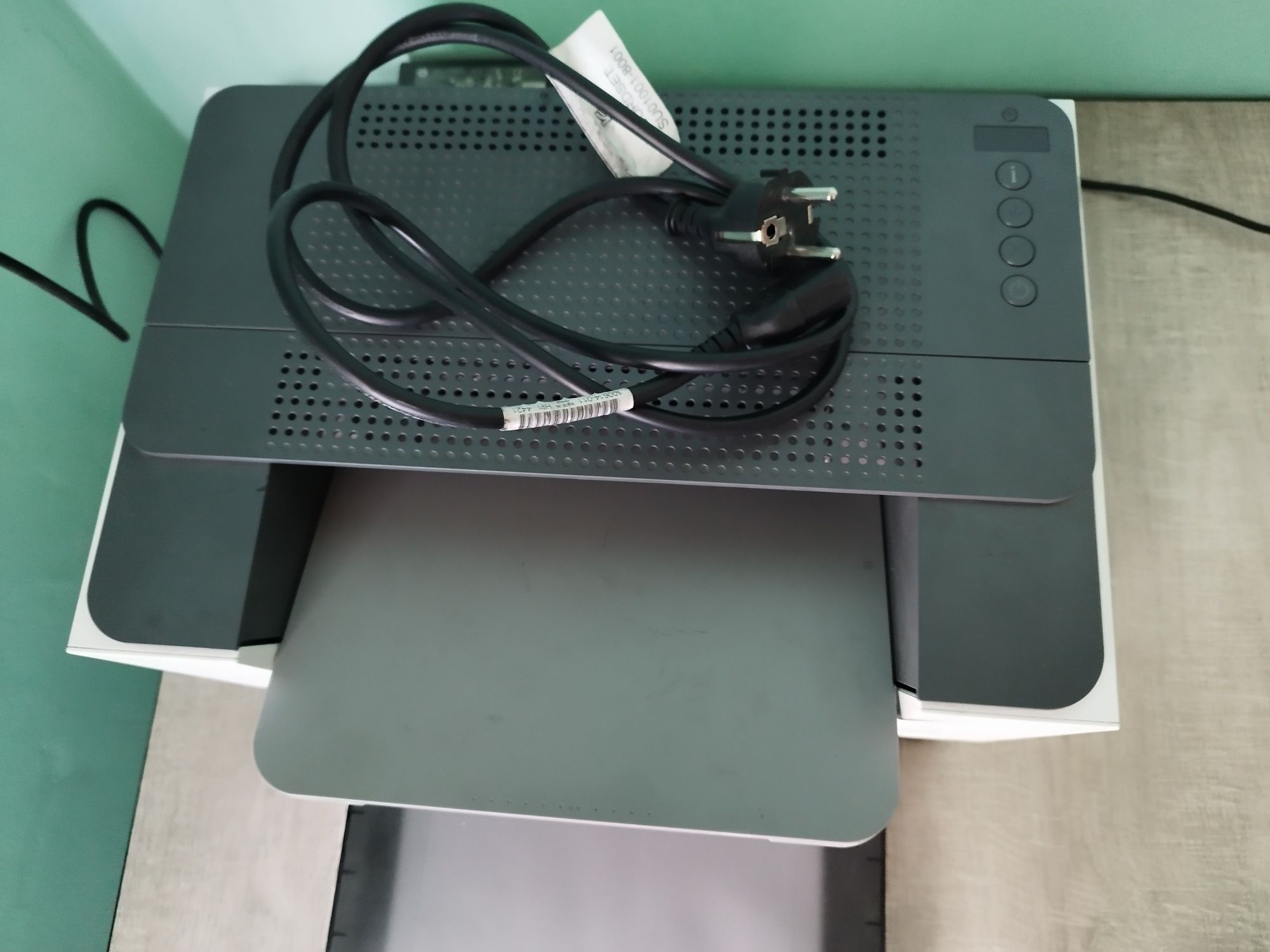 Принтер HP laserjet M21 dw