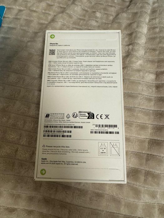 Iphone 16e, 128 GB, Черен