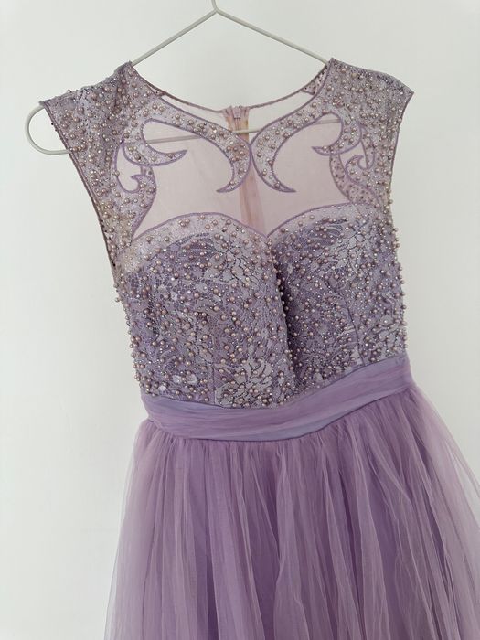 Вечернее платье для выпускных и праздников