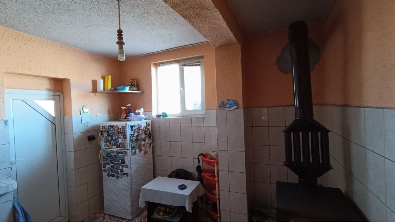 Продава се Промишлена сграда в Търговище, Вароша - 3646 кв.м за 35 €/кв.м - Снимка #9