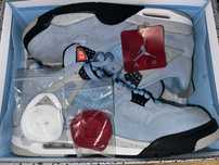 Vand Jordan 4 University Blue