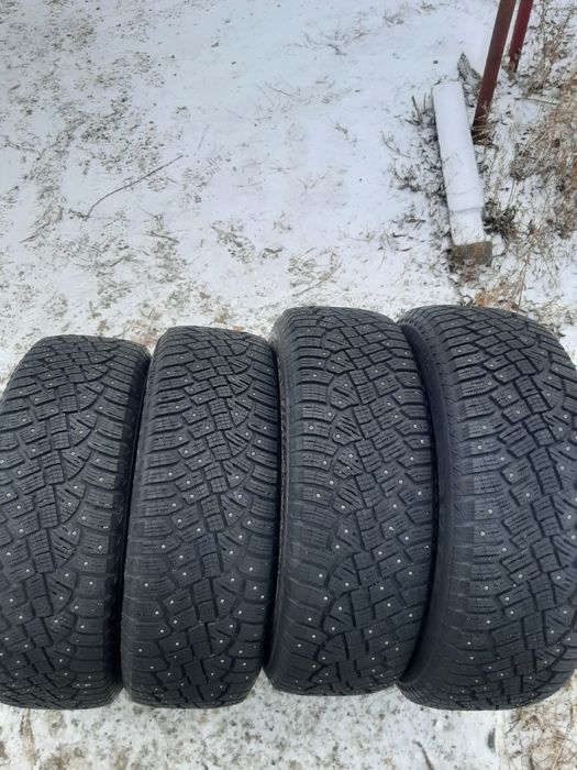 Продам шины 235/65/17 континенталь
