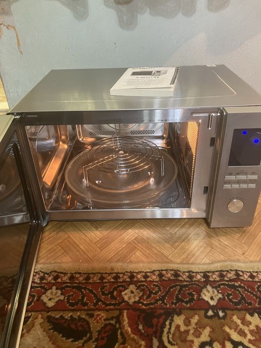 SHARP R-982STWE микровълнов конвектомат