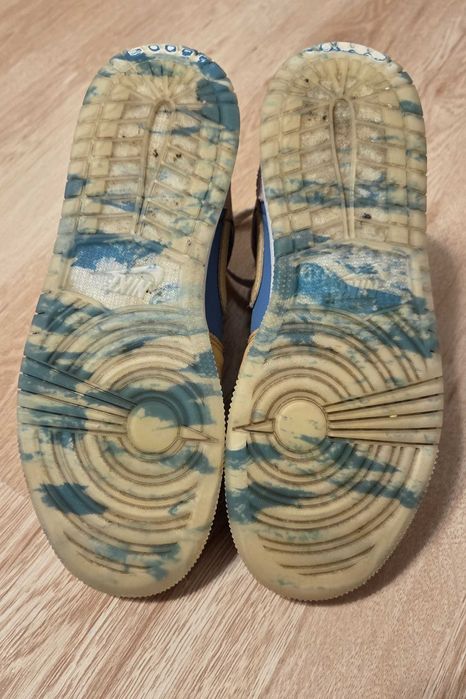 Pantofi Jordan 1 Zen Mid GS pentru fete, mărimea EUR 36,5