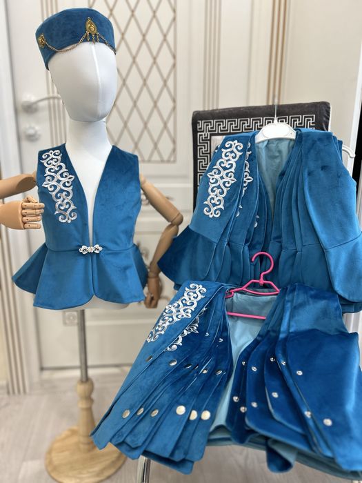 Кәжекей,жилетки. Жилетка национальная с тюбетейкой.Тақия, жилетка