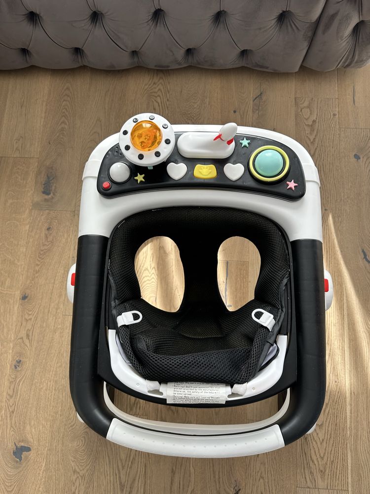 Premergator reglabil pe inaltime, cu roti de silicon, Baby Walker