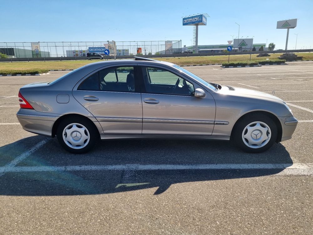 Mercedes C 180 W 203  60000 km