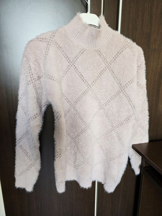 Pulover pufos roz prafuit