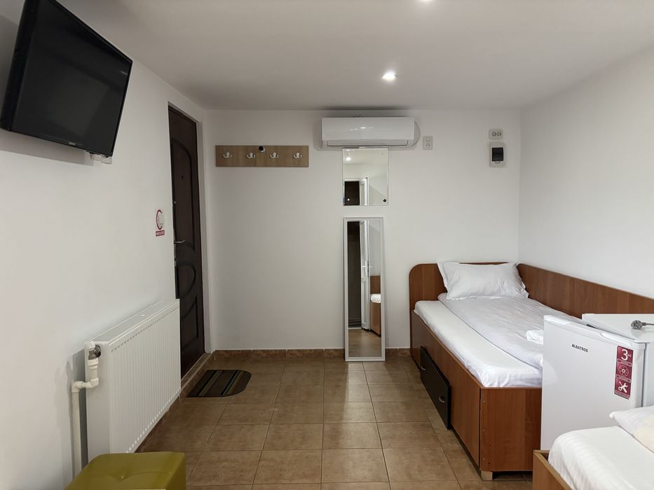 Camere pentru muncitori.Camere duble.Cazare muncitori.Cazare NON-STOP