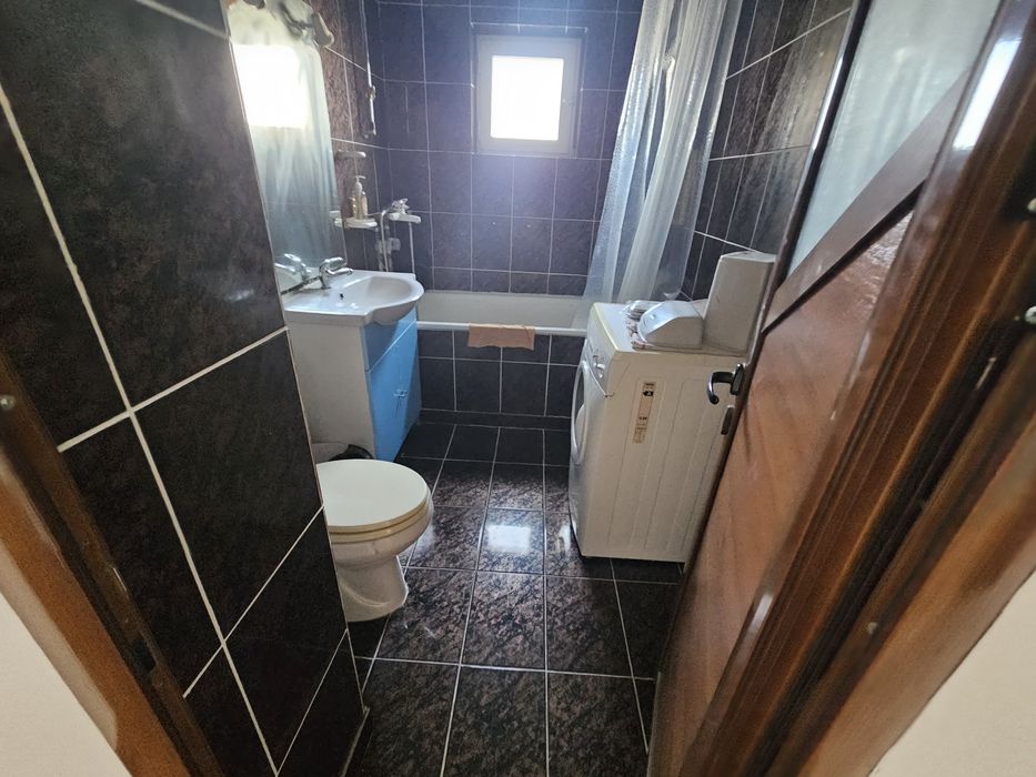 Inchiriez Apartament decomandat 2 camere