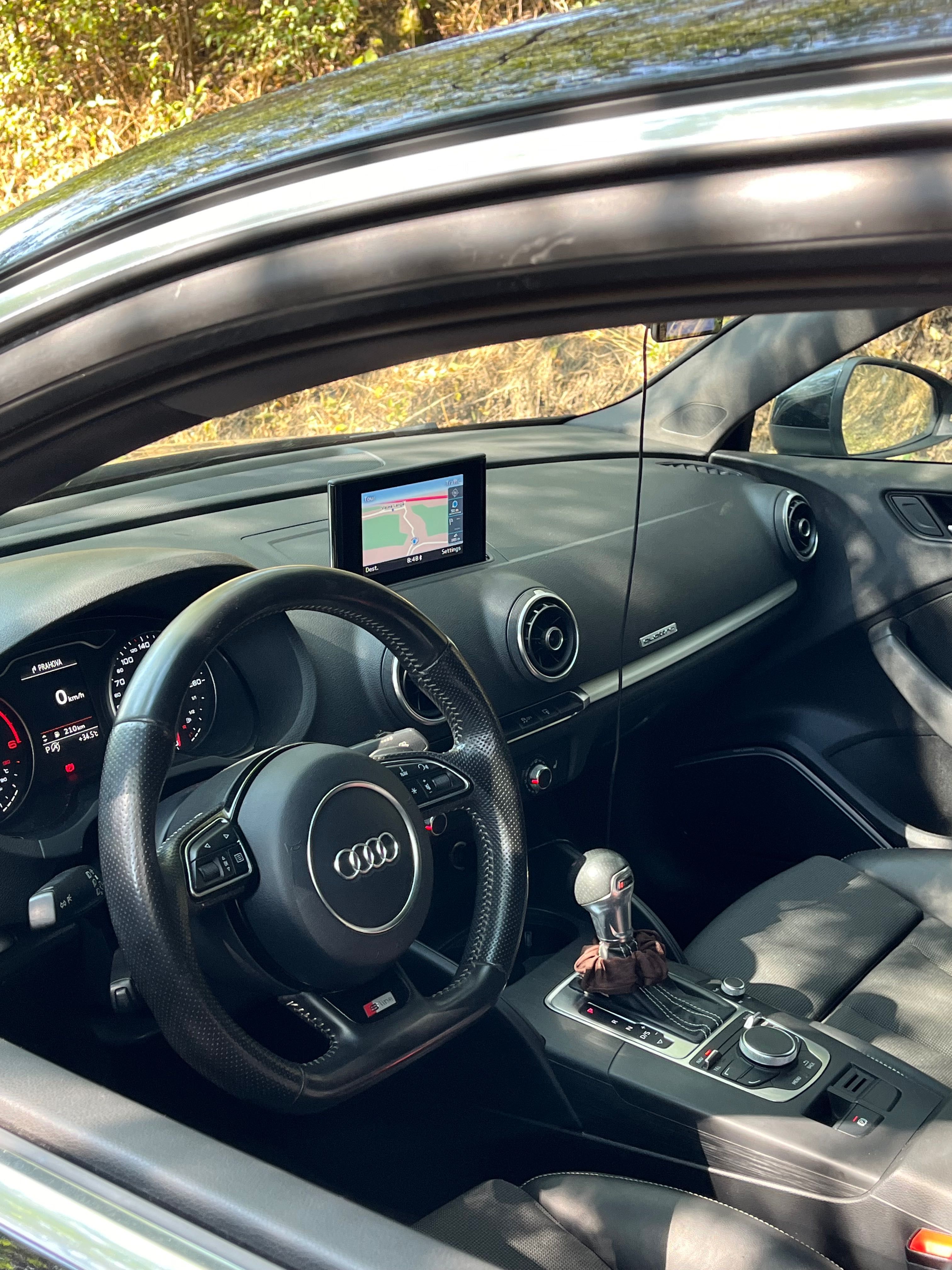 Audi A3 limuzină 3X S-line quattro automată