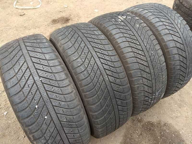 Шины 205/55 R16 - "GoodYear Vector 4Seasons" (Словения), всесезонные.