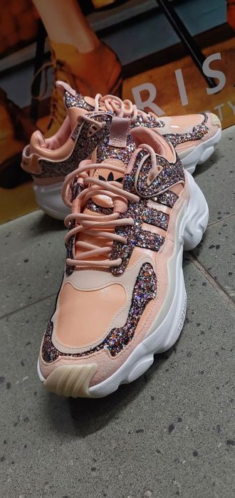 Adidas damă, marimea 40