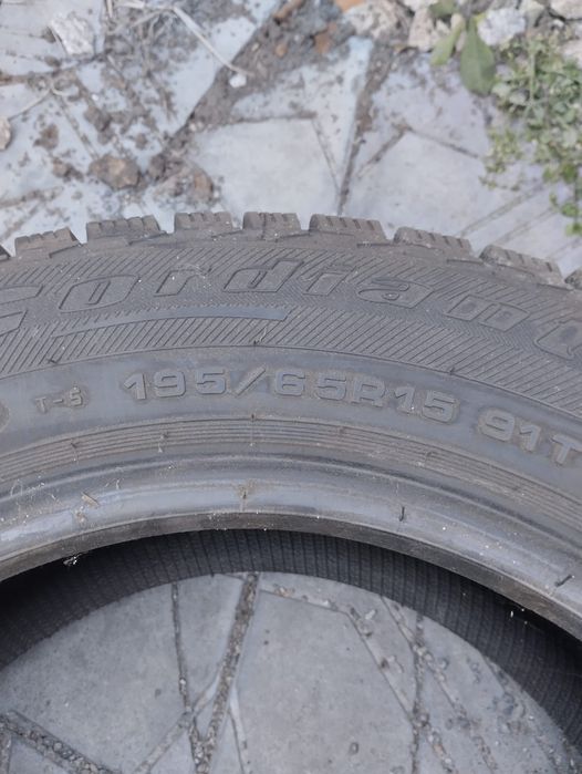 Продам зимний шины