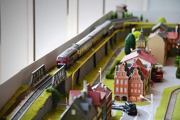 Diorama ho trenulet electric